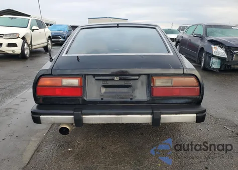1981 Datsun 280Zx z USA, uszkodzony, nr VIN JN1HZ04S8BX265704